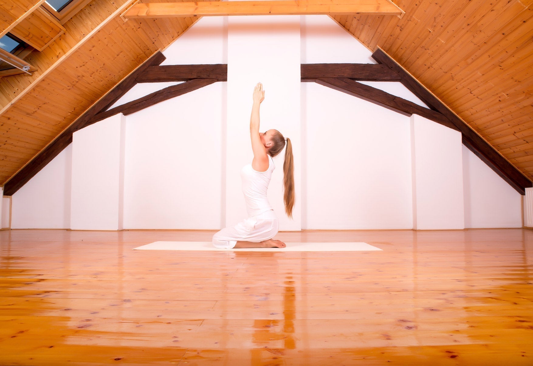 Rutina de yoga en casa: cómo practicar sin experiencia previa